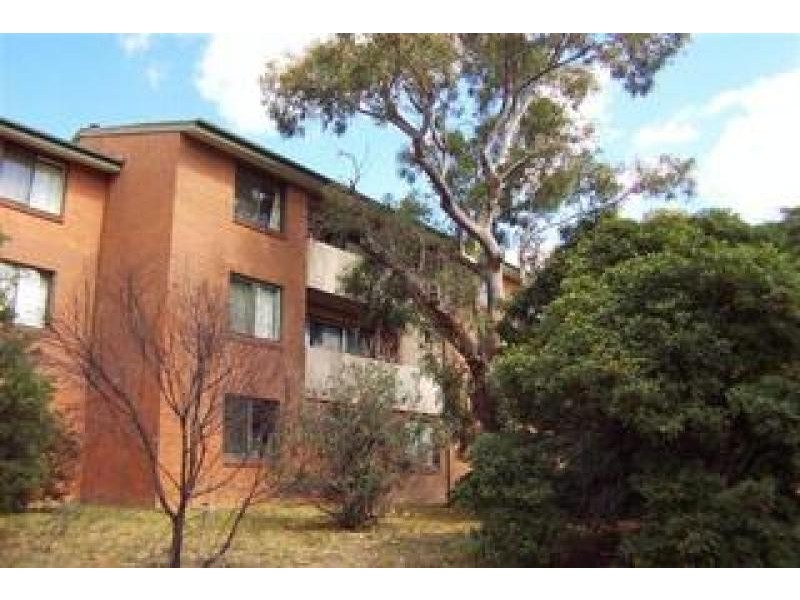 Unit 5/26 Springvale Drive, Hawker ACT 2614