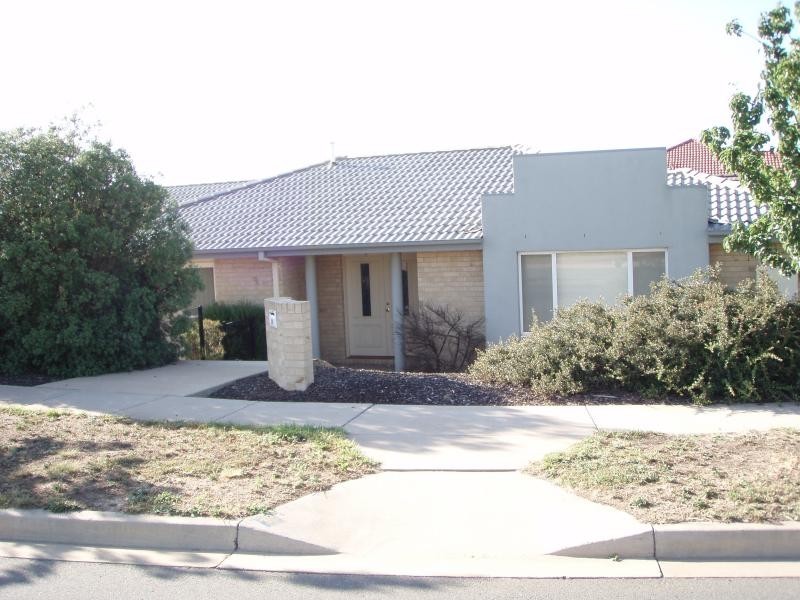 35 Katherine Avenue, Amaroo ACT 2914