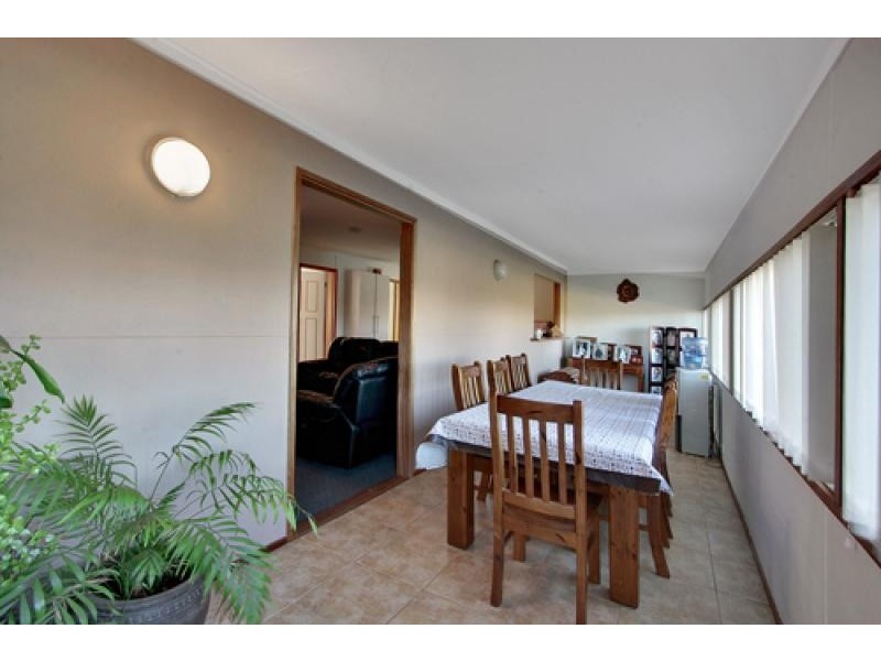 17 Woodleigh Drive, Murrumbateman NSW 2582