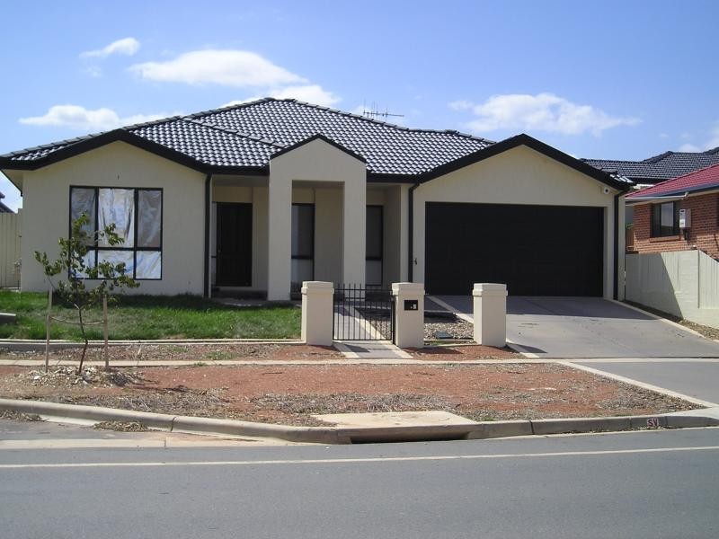 4 Pallin Street, Gungahlin ACT 2912