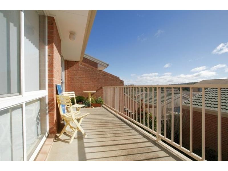 Unit 100/15 John Cleland Crescent, Florey ACT 2615