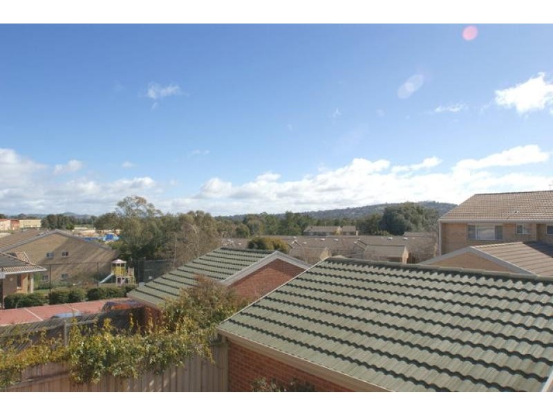 Unit 100/15 John Cleland Crescent, Florey ACT 2615