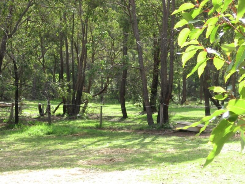 350 Gill Street, Mundaring WA 6073