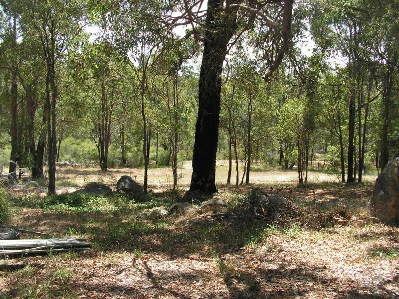 350 GILL STREET, Mundaring WA 6073