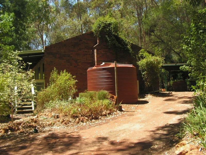 3 HARTUNG STREET, Mundaring WA 6073