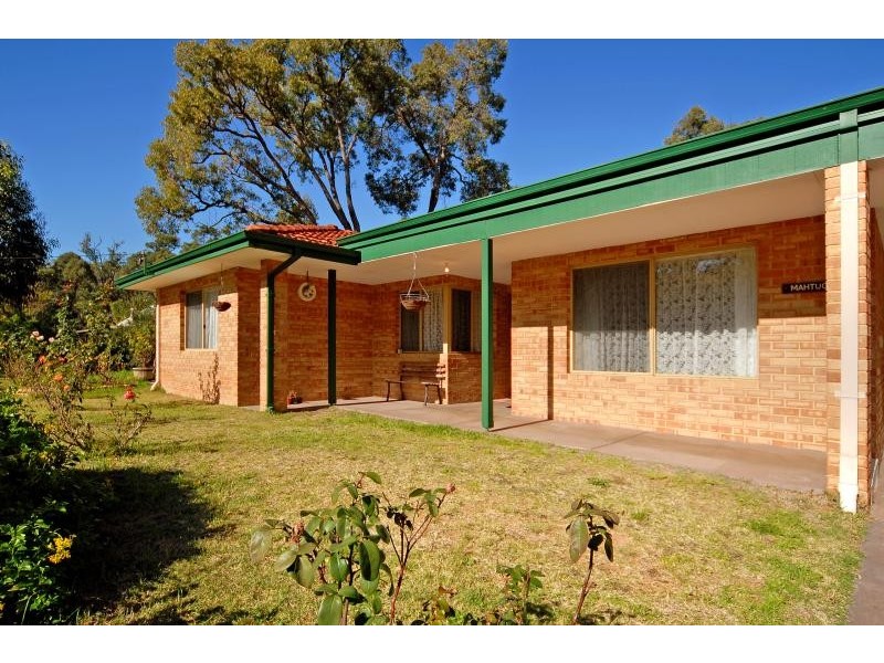 325 Helena Tce, Sawyers Valley WA 6074