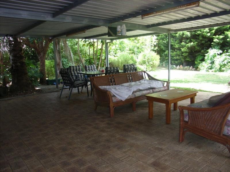 2 Yilgarn Street, Mundaring WA 6073