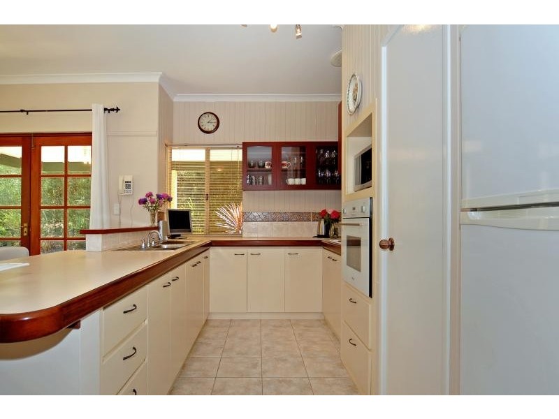 2030 Richardson Rd, Parkerville WA 6081