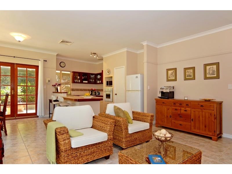 2030 Richardson Rd, Parkerville WA 6081