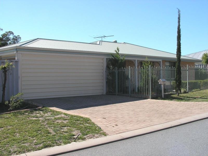 8 Numbit Lane, Swan View WA 6056