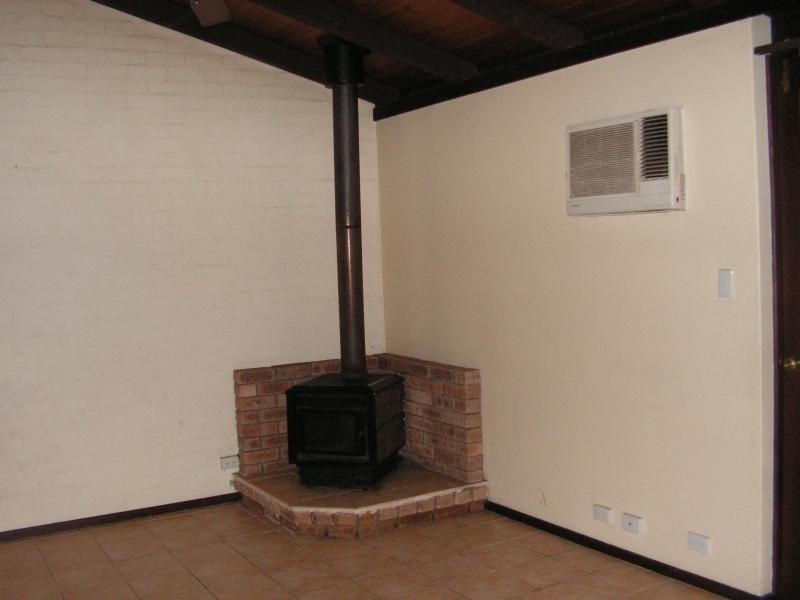 270 Gill Street, Mundaring WA 6073