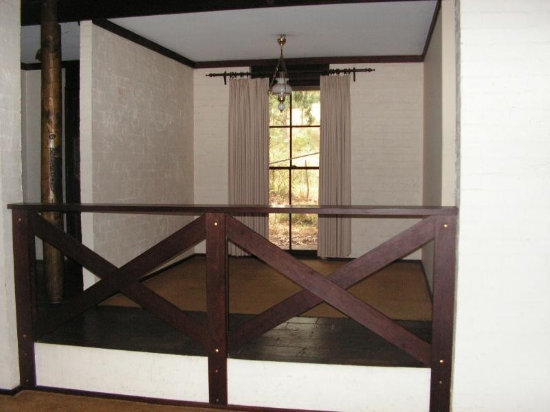 270 Gill Street, Mundaring WA 6073