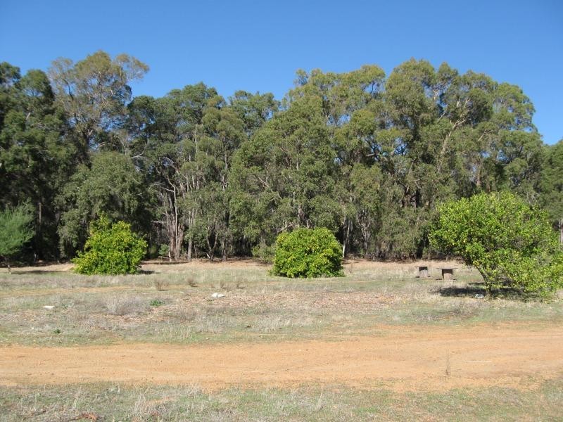 4670 Phillips Rd, Mundaring WA 6073