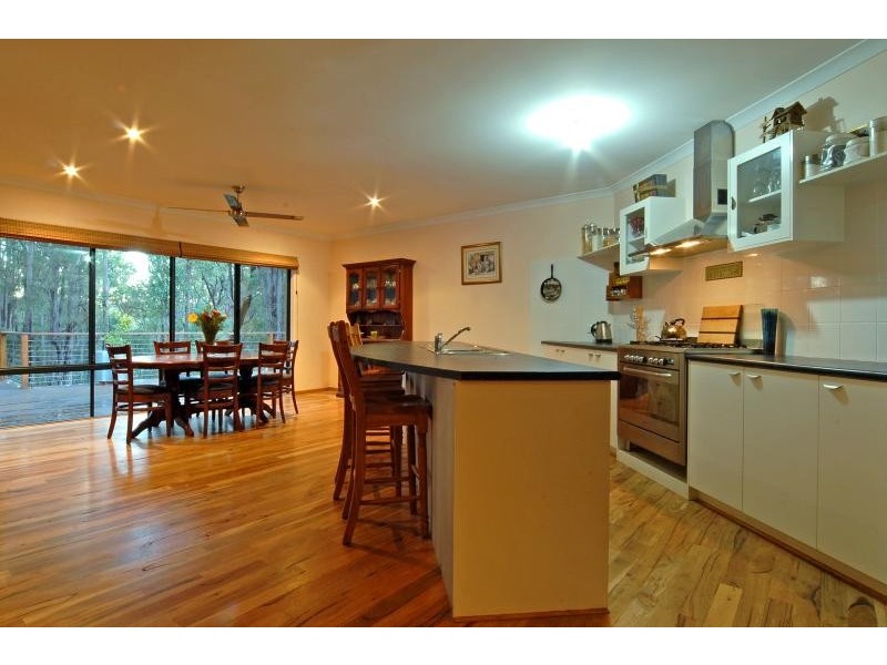 125 Avoca Glen, Stoneville WA 6081