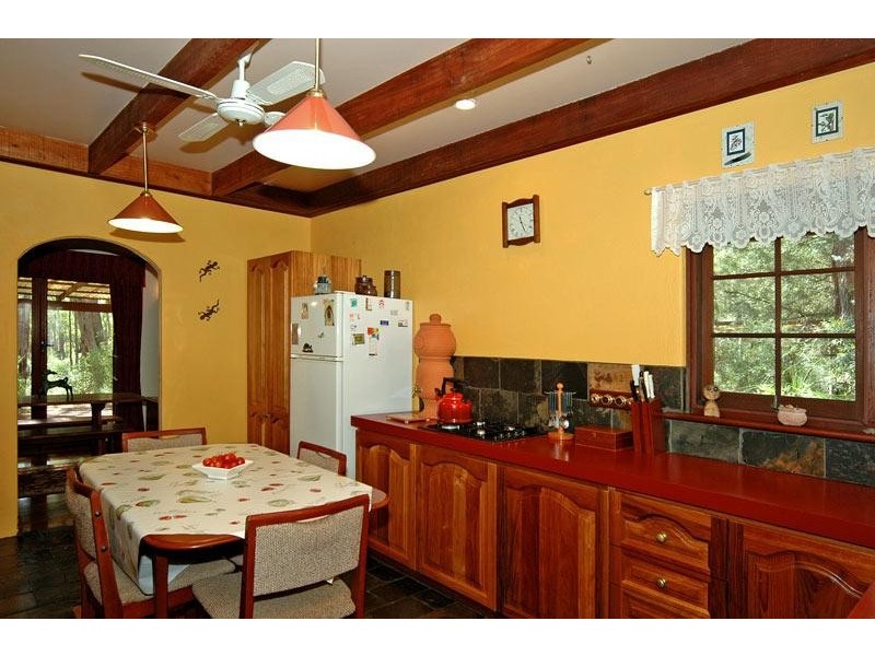 28 Matthews Way, Stoneville WA 6081