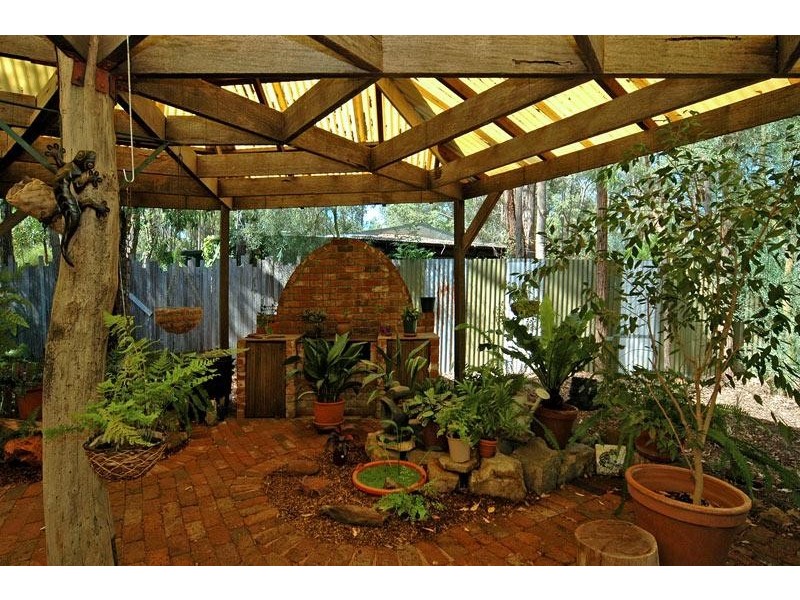 28 Matthews Way, Stoneville WA 6081