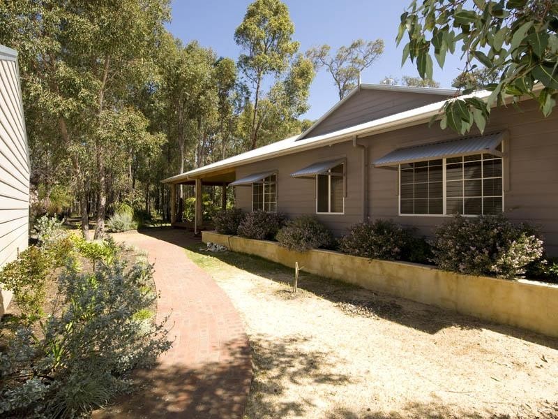 45 Timbertop Way, Stoneville WA 6081