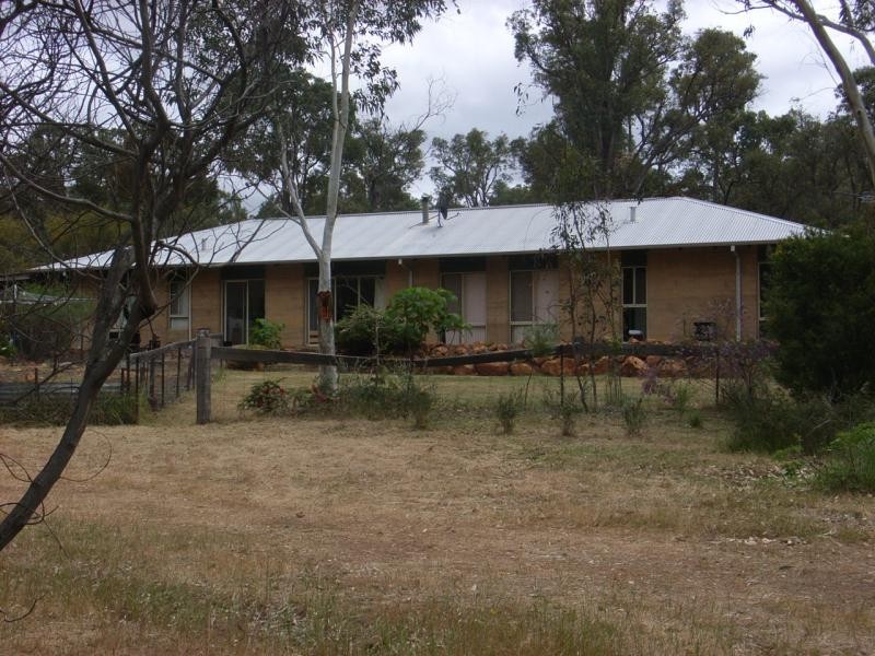 2030 Forge Drive, Chidlow WA 6556