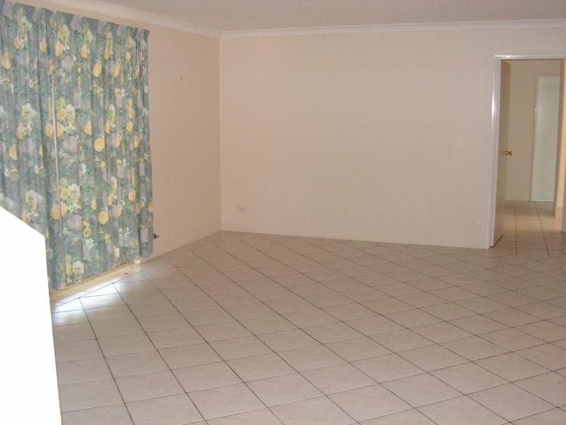 55 Edwards Entrance, Stratton WA 6056