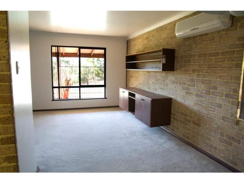 9 Park Road, Hovea WA 6071