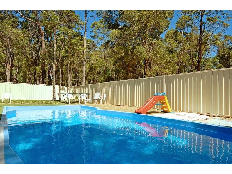 95 Eagle Street, Mundaring WA 6073
