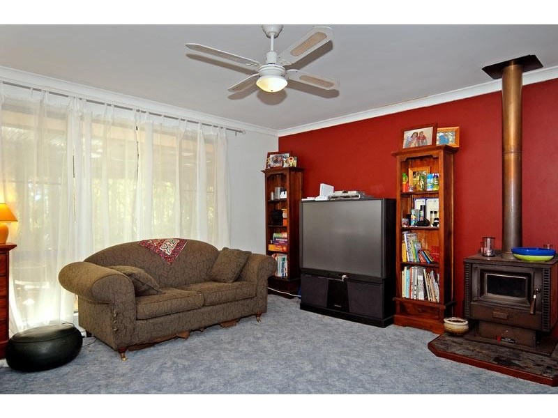 95 Eagle Street, Mundaring WA 6073