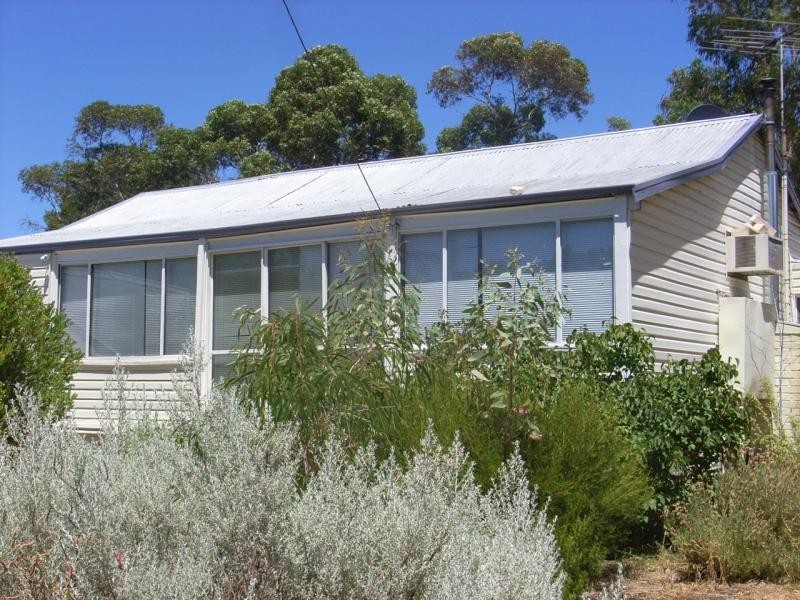 5 Evans Street, Mount Helena WA 6082