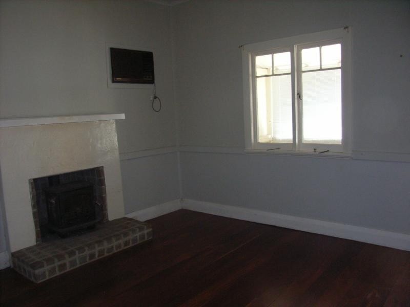 5 Evans Street, Mount Helena WA 6082