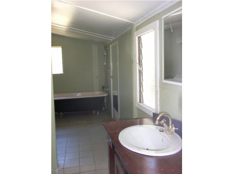 5 Evans Street, Mount Helena WA 6082