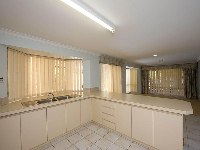 20 Kirkstall Way, Sawyers Valley WA 6074