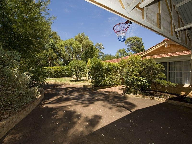 20 Kirkstall Way, Sawyers Valley WA 6074