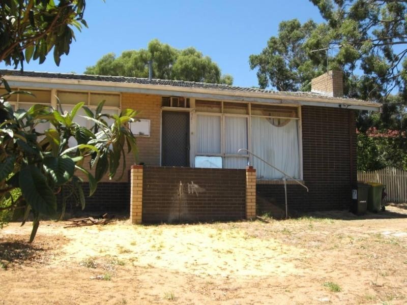 19 Chartwell Way, Swan View WA 6056