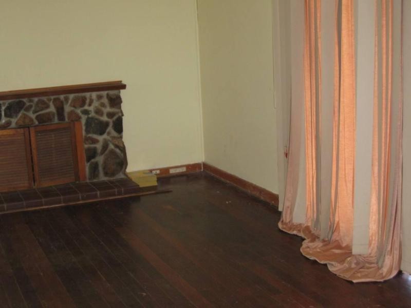 19 Chartwell Way, Swan View WA 6056