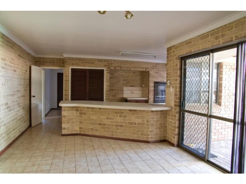 9 Lyon Pl, Hovea WA 6071