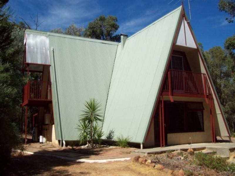 360 Cleaver St, Chidlow WA 6556