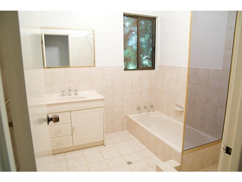 9 Lyon Place, Hovea WA 6071