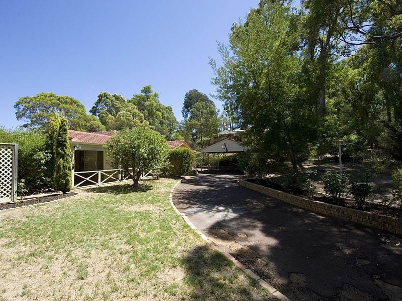 20 Kirkstall Way, Sawyers Valley WA 6074