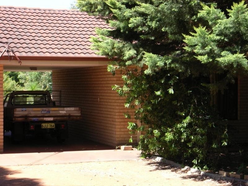 Unit 2/7490 Great Eastern Hwy, Mundaring WA 6073