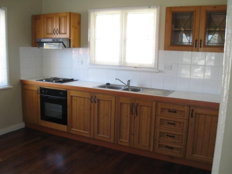 9 Monger St, Beverley WA 6304