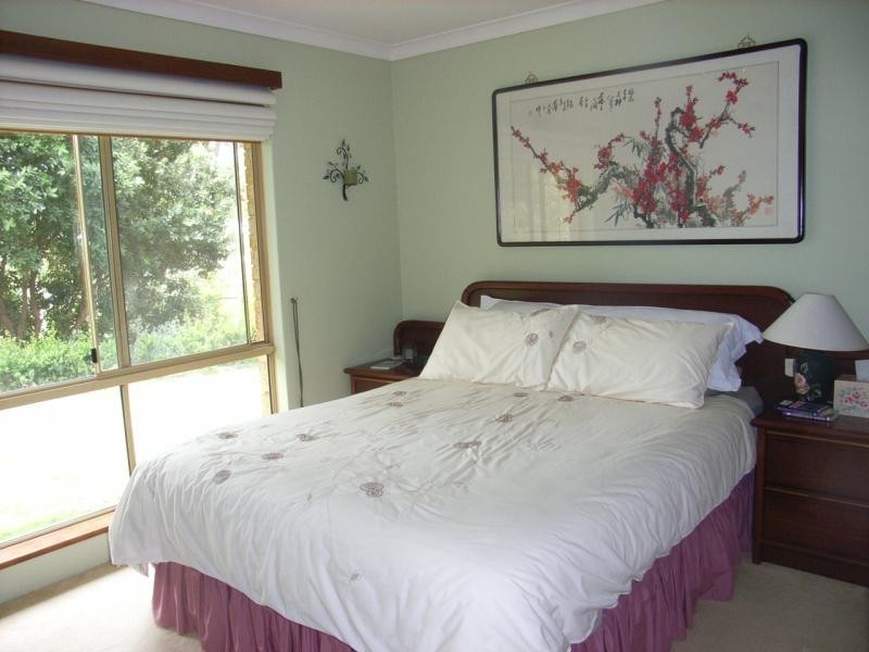 1 Cockatoo Drive, Mundaring WA 6073