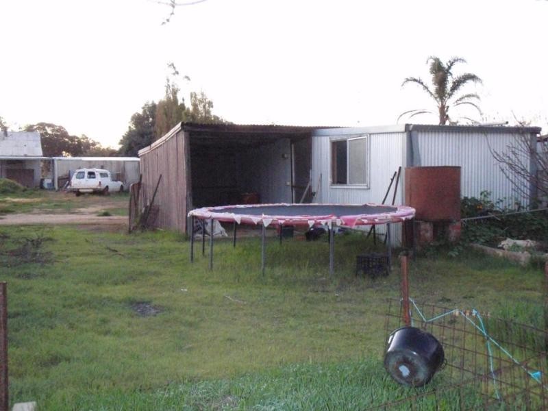 13 Johnston Street, Kulin WA 6365