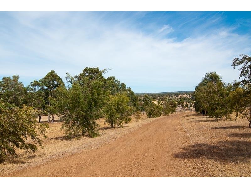 148 Bodeguero Way (El Caballo Heights, Wundowie), Wooroloo WA 6558