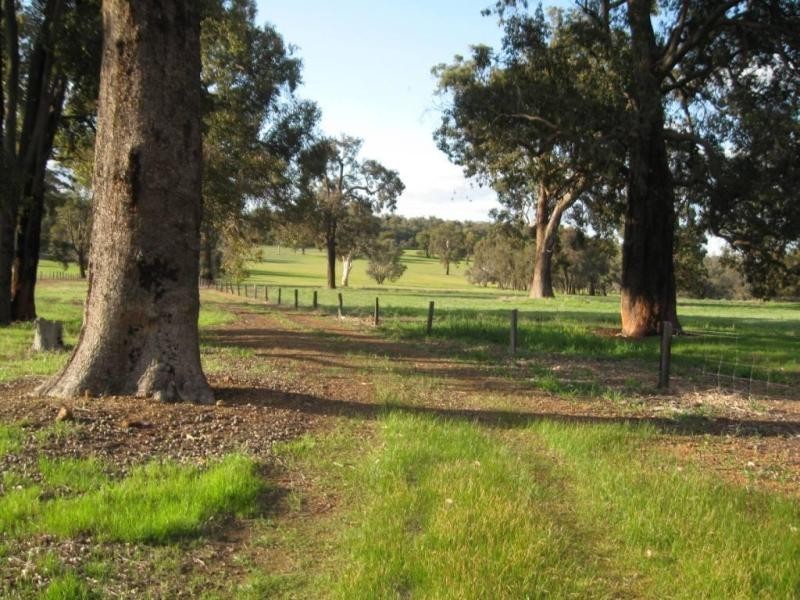 Lot 6/ Great Southern Hwy, Woottating, The Lakes WA 6556