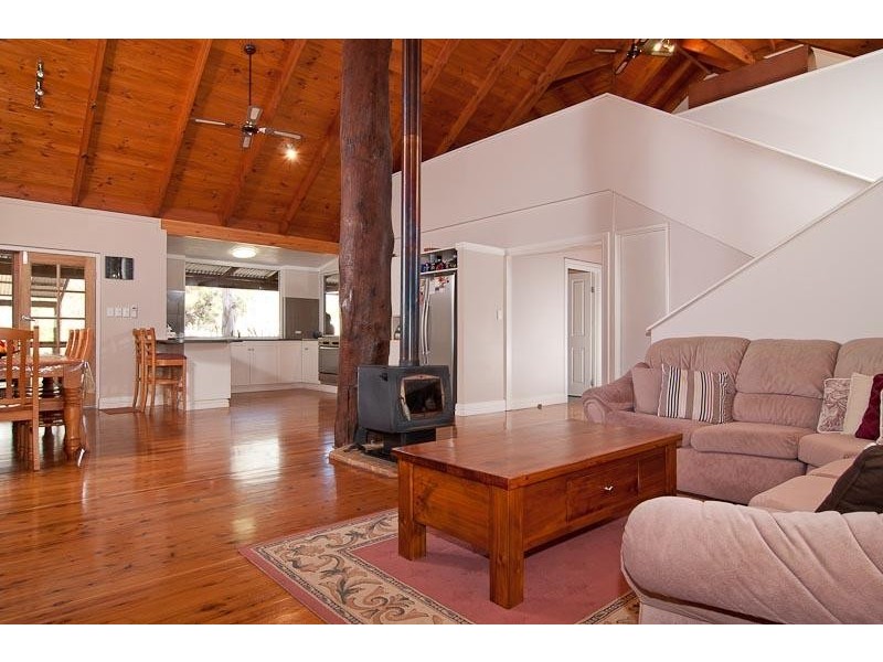 170 Samuel St, Mount Helena WA 6082