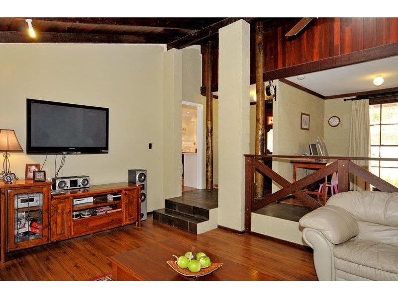 270 GILL STREET, Mundaring WA 6073