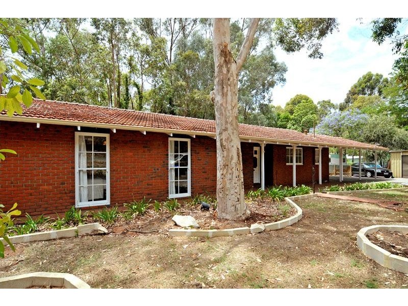270 GILL STREET, Mundaring WA 6073