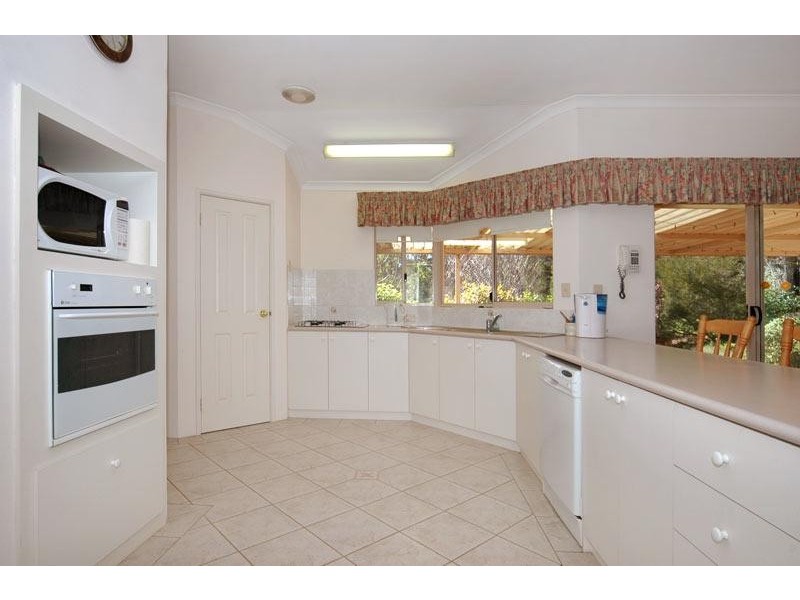 1050 Coppin Road, Mundaring WA 6073