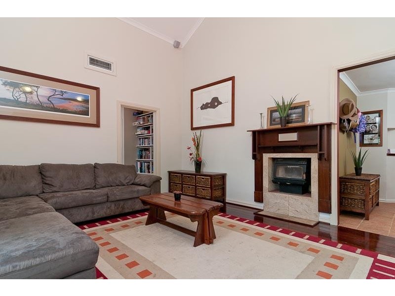 275 Martin Road, Mundaring WA 6073