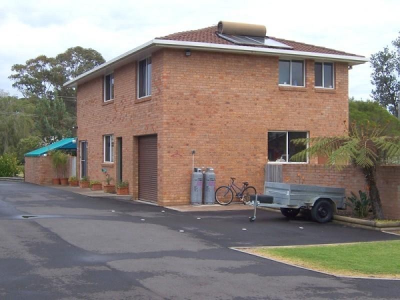 18 Imlay Street, Broulee NSW 2537
