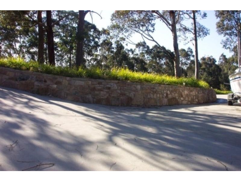 54 HAZEL ROAD, Moruya Heads NSW 2537